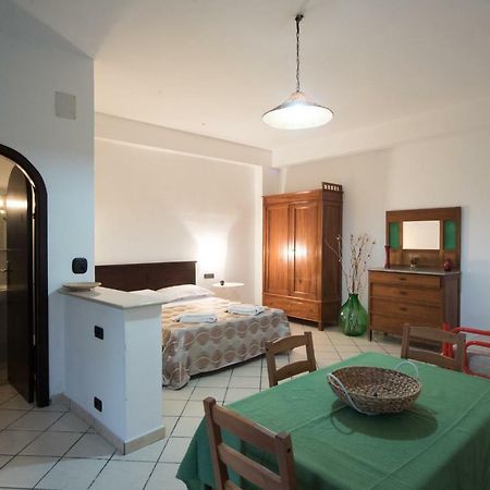 Casa Salice Hotel Sant'Alessio Siculo Eksteriør billede